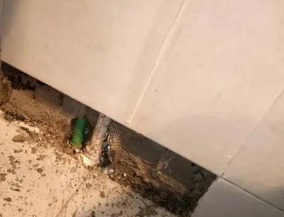 沙坪坝楼顶漏水维修公司分享下修复水管漏水的几种小方法